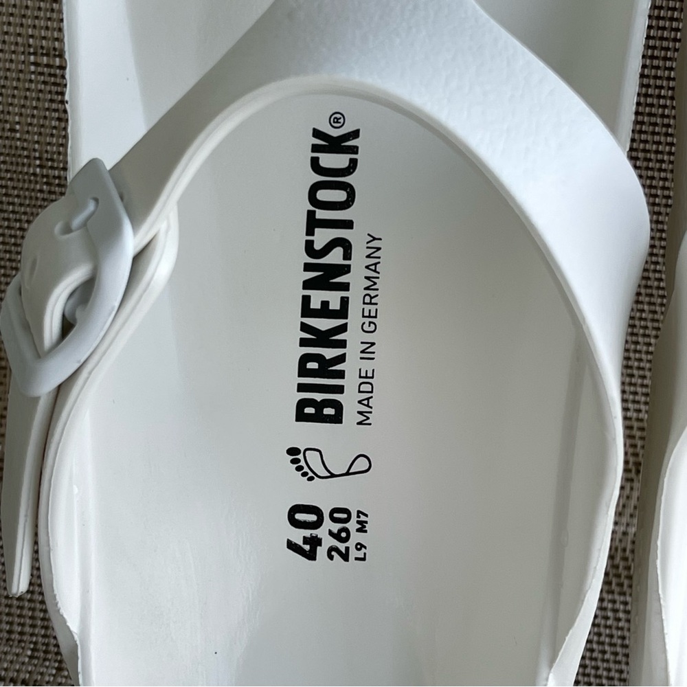 White Birkenstock Recovery Thong Sandal - Gizeh Essentials EVA Size 40 - Picture 4 of 5